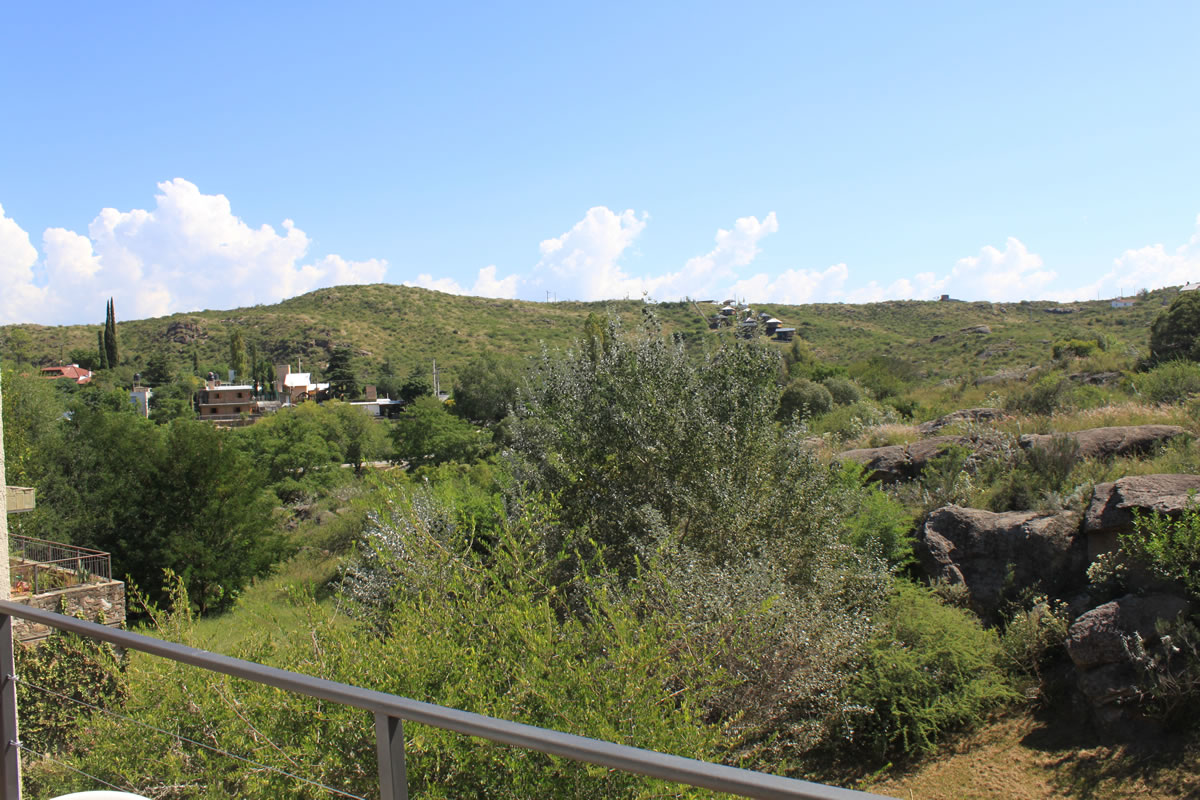 Cabaña tranquila rodeada de naturaleza en Villa Carlos Paz